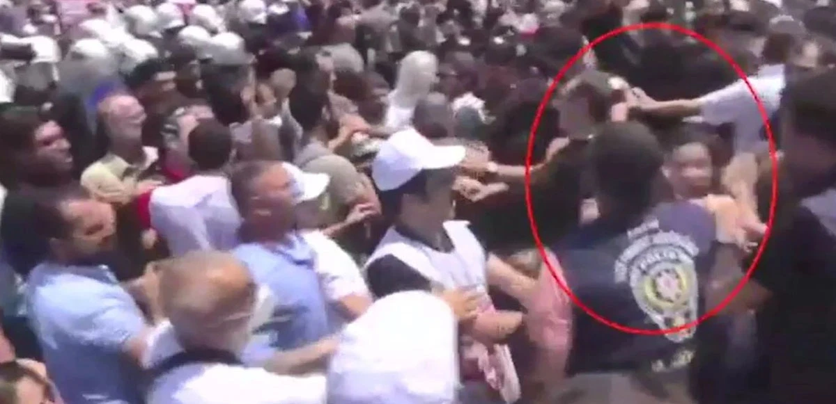 Polise tokat atan astsubay hakim karşısına çıktı