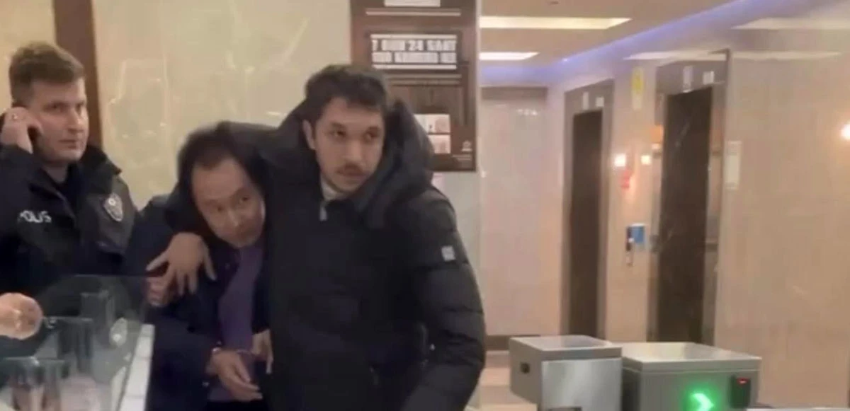 Köpeğini dövdü, hayvanseverlerin elinden zor kurtuldu