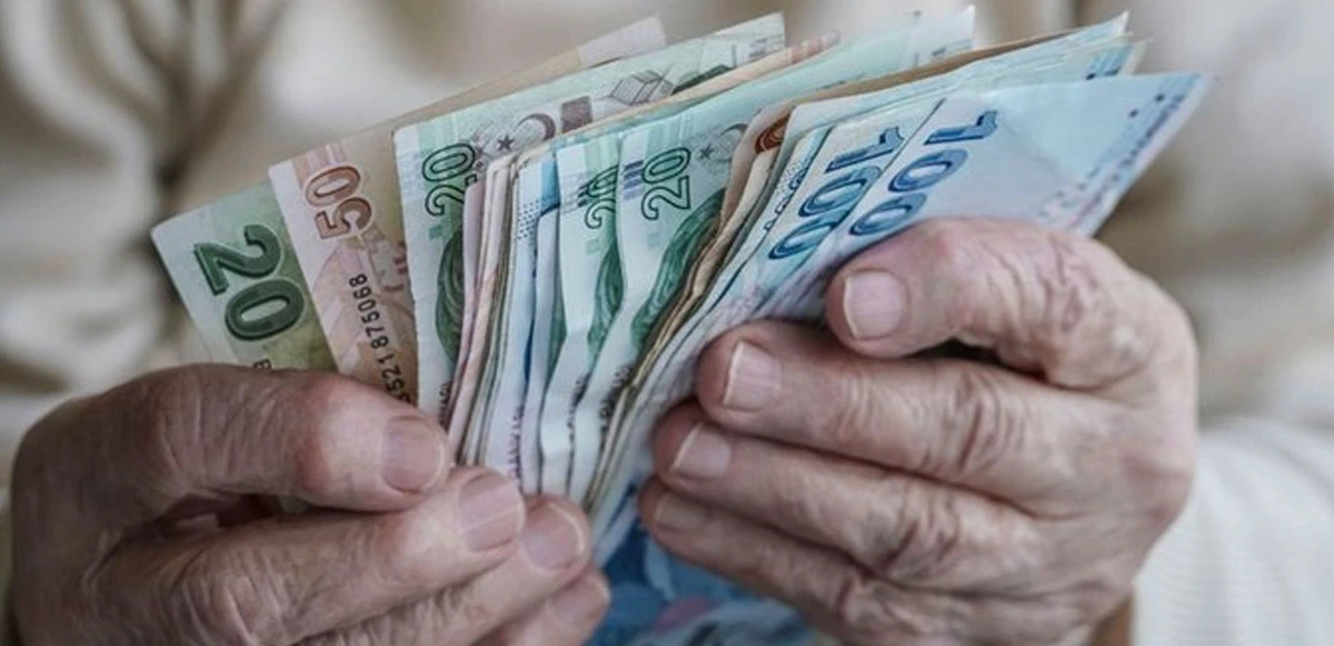İşte 2023 yeni memur ve emekli maaşları: Aralık ayı enflasyonuna göre en düşük maaş ne kadar oldu?