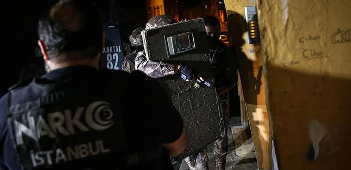 Uşak'ta 'Kökünü Kurutma' operasyonu: 120 kişi gözaltında
