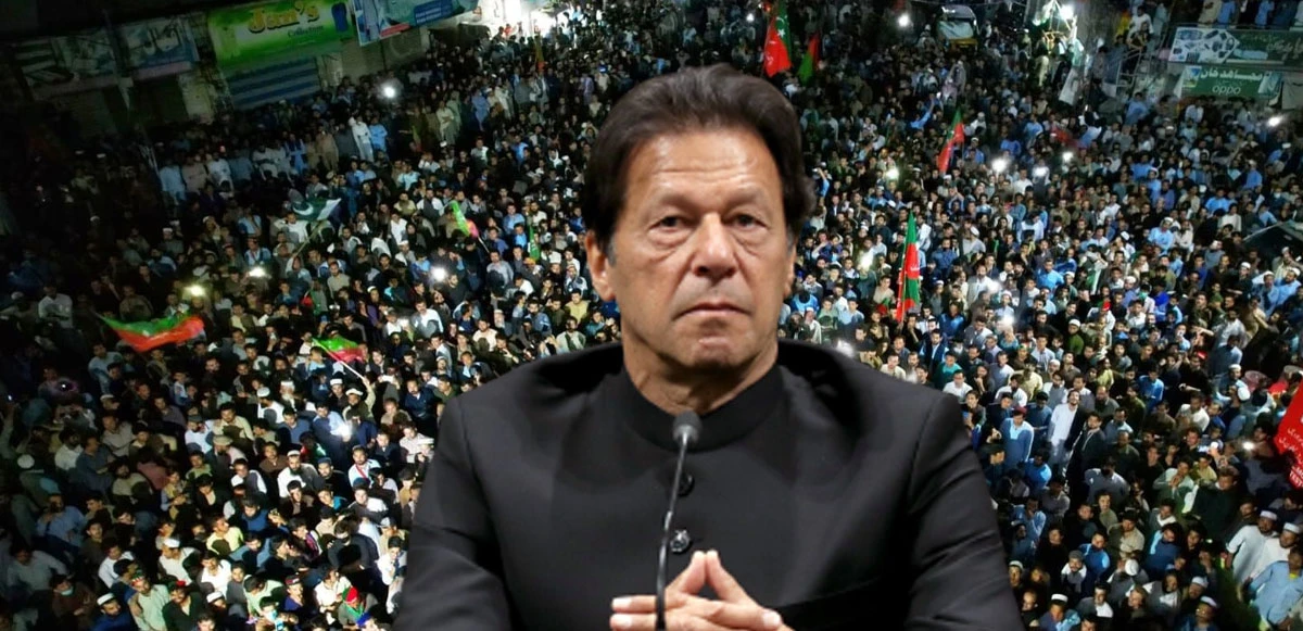Pakistan’da İmran Han’ın gözaltına alınacağı iddiası yüzlerce kişiyi sokağa döktü