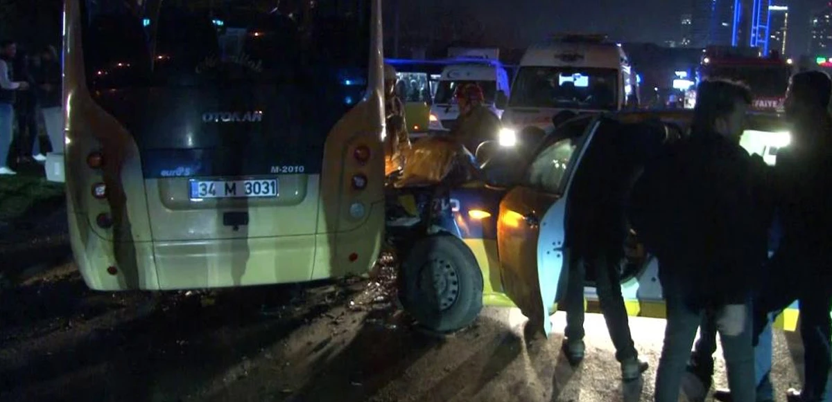 Virajı alamadı, kafa kafaya çarpıştı