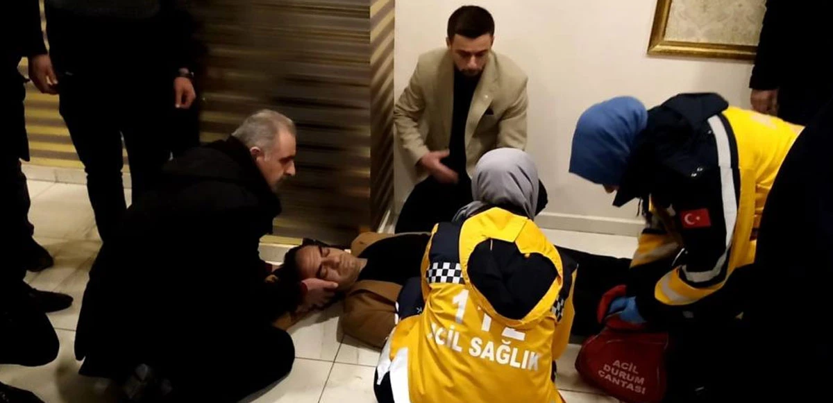 Bursa'da muhtar, oy kullanırken beyin kanaması geçirdi