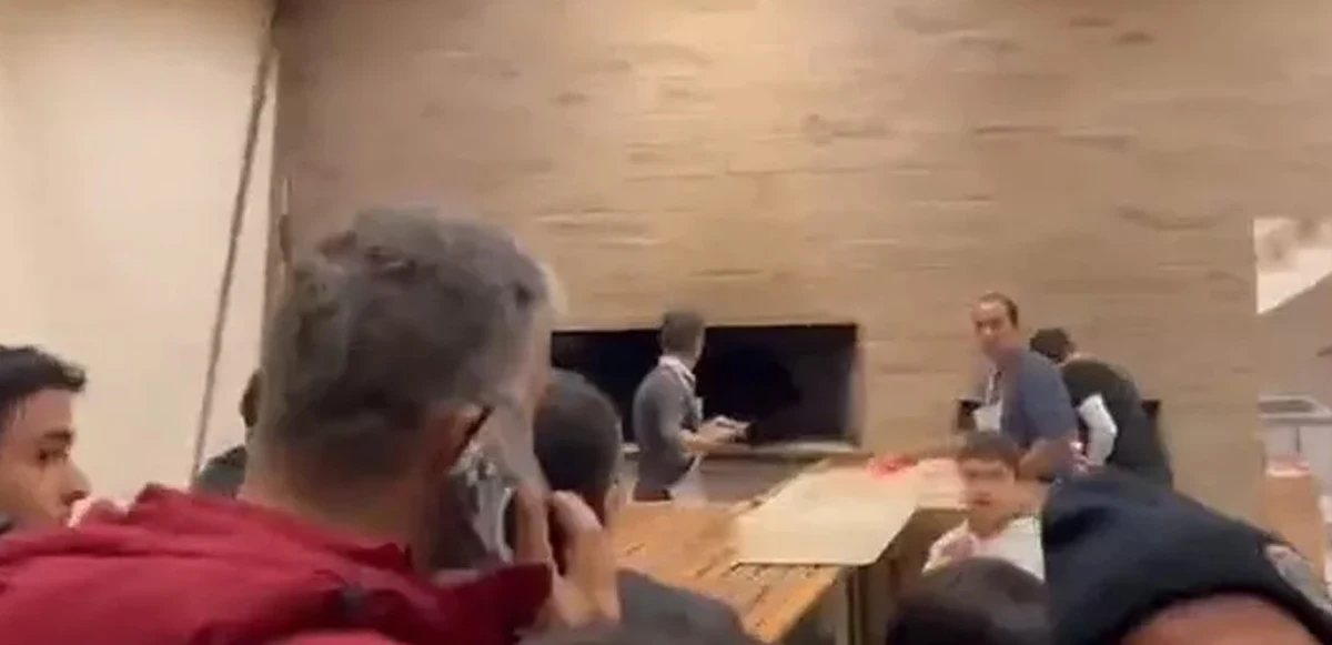 Belediye başkanı ekmeğin 14 TL'ye satıldığı fırına gidip hesap sordu