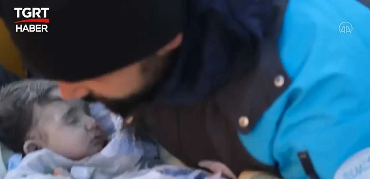 Şanlıurfa’da bir bebek daha enkazdan kurtarıldı: 53 saat sonra yaralı olarak çıkartıldı
