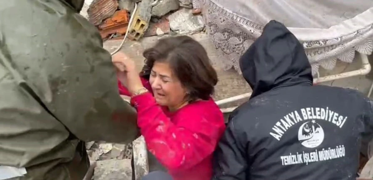 Gardırop askılığı ile ailesinin hayatını kurtardı
