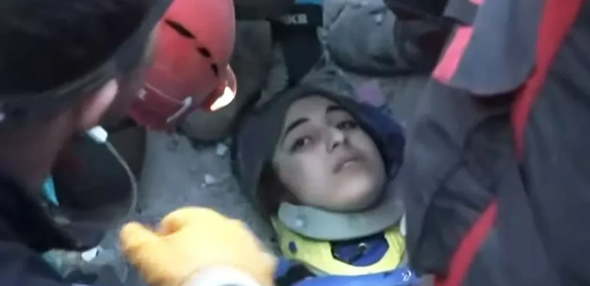 135. saate enkazdan çıkan umudun adı Hedil oldu