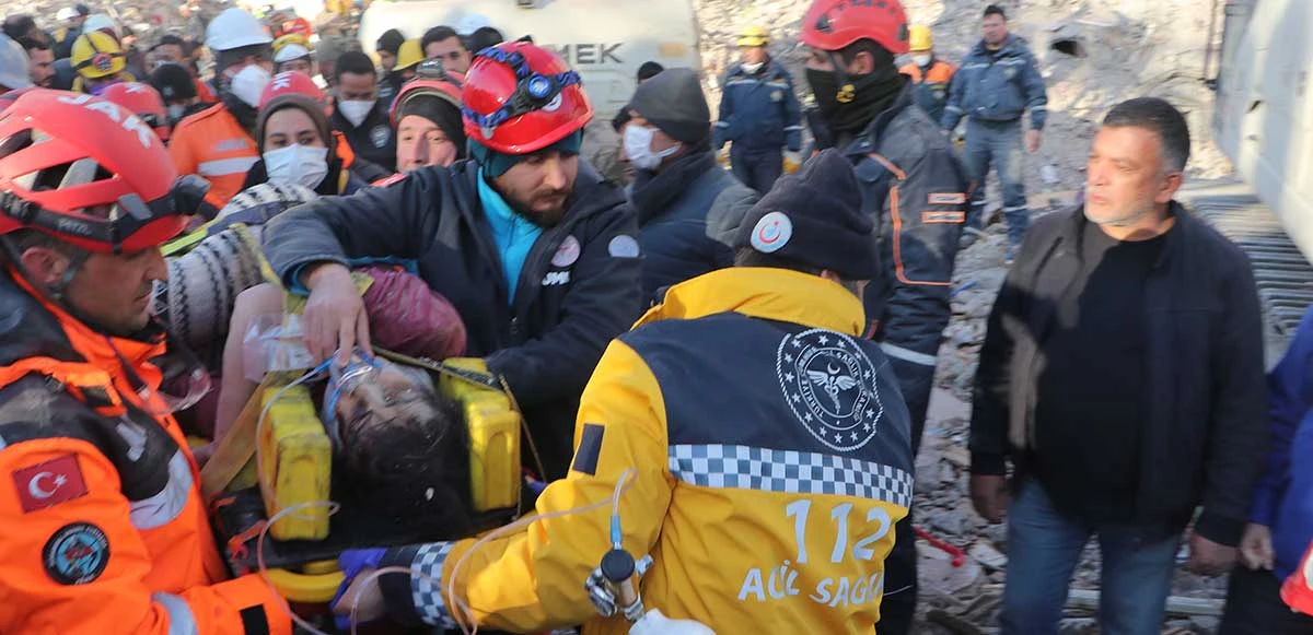 Kahramanmaraş'ta 206 saat sonra umudun adı Ayşegül Bayır!