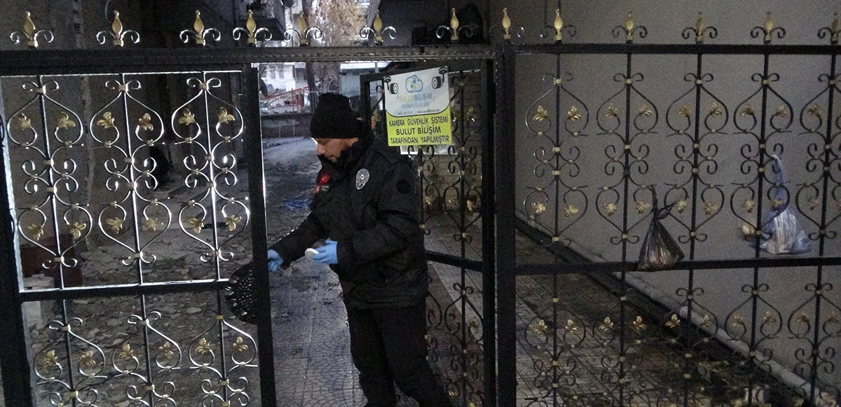 Hasarlı sokaklarda kanlı pusu: Deprem dinlemedi husumetlisine kurşun yağdırdı