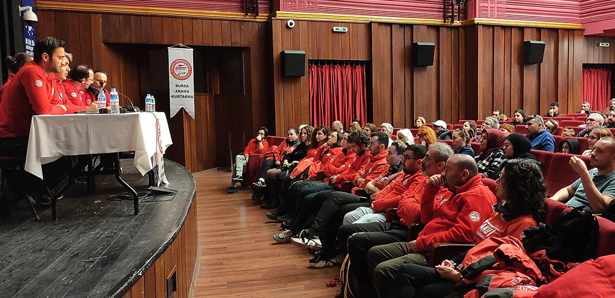 Deprem bölgesindeki ekip yaşadıklarını anlattı: 50 vatandaşın cesedini çıkardık