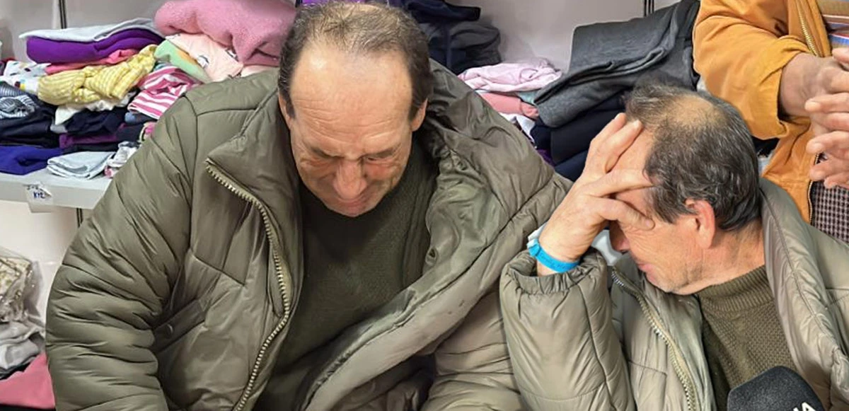 Depremde akrabalarını kaybeden adamın gözyaşları yürekleri dağladı