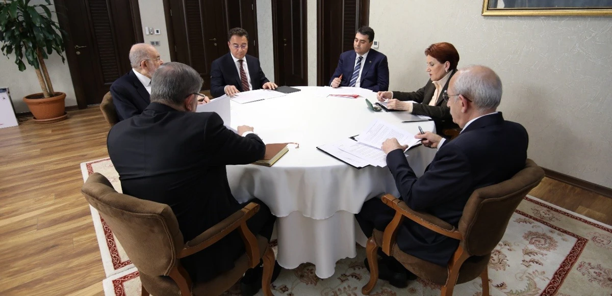 Son virajda Akşener rötarı! Adayda gözler İYİ Parti'de