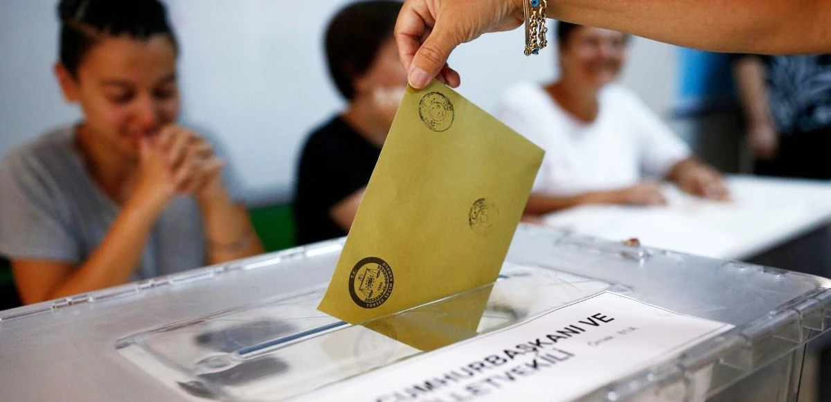 Türkiye  seçim sath-ı mailine girdi! Araştırmacılardan çarpıcı yorum: Cumhuriyet tarihinin en önemli yol ayrımı