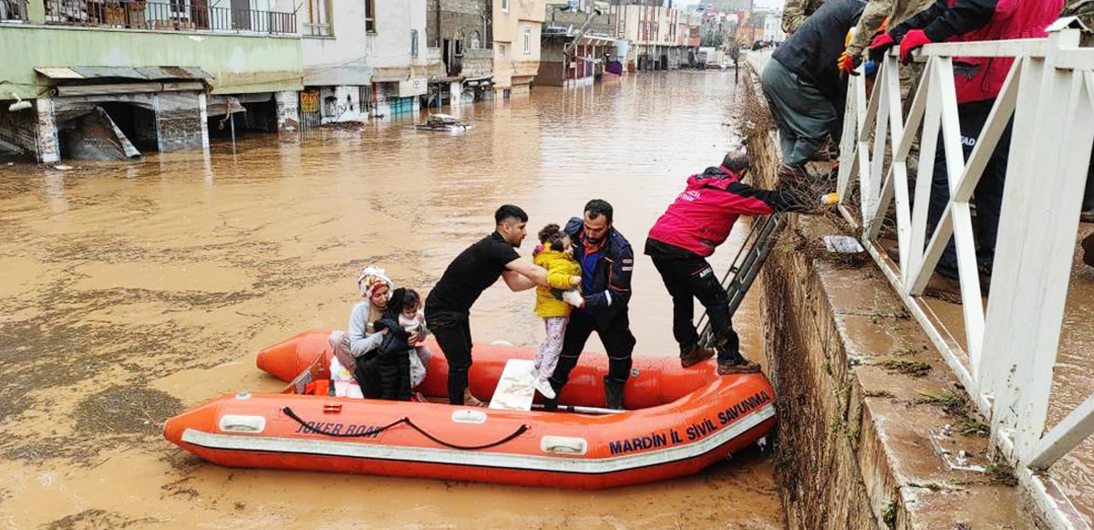 Deprem bölgesini sel vurdu! Meteoroloji Genel Müdürlüğü'nden Mehmet Özdemirci'den uyarı: Sele dönüşecek yağışlar bekliyoruz