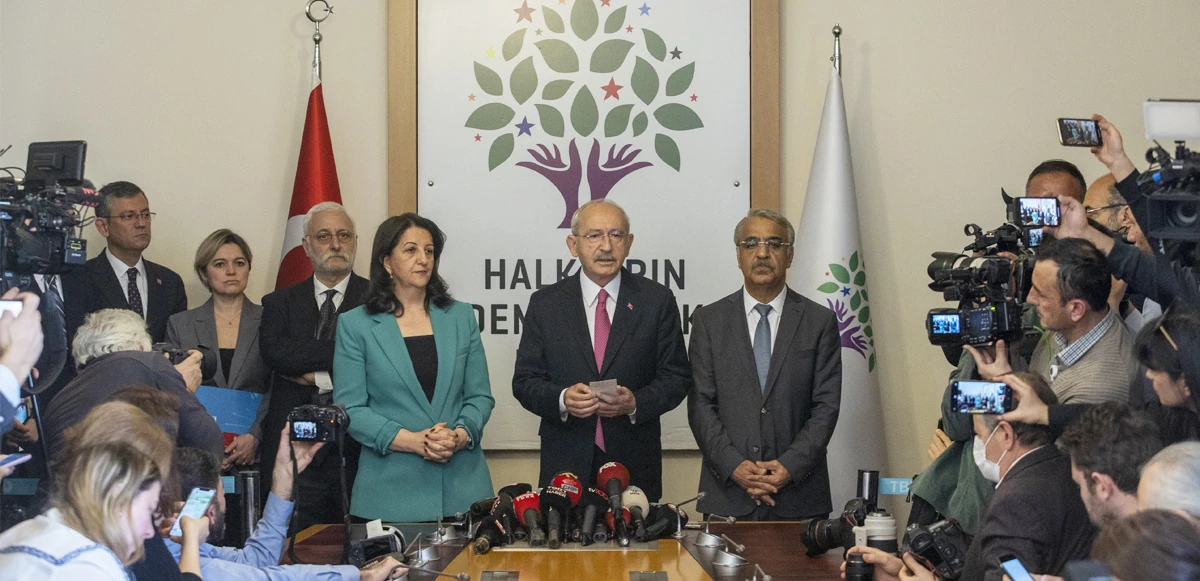 Kılıçdaroğlu'ndan dikkat çeken not detayı, ilk kez yaptı