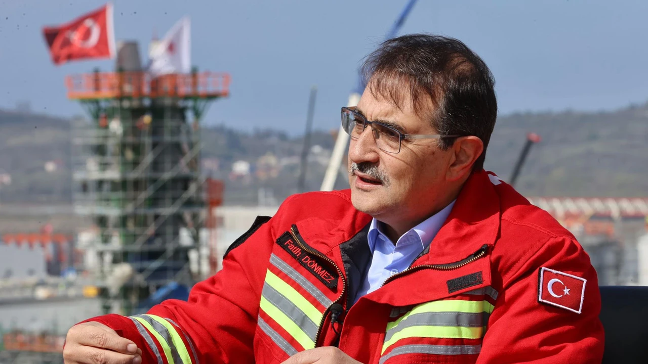 Bakan Dönmez'in paylaşımı heyecanlandırdı: Çifte bayram olacak