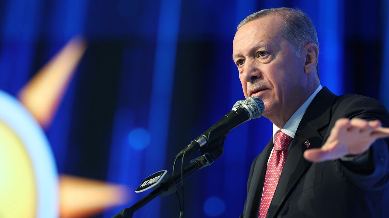 Cumhurbaşkanı Erdoğan müjdeleri peş peşe sıraladı