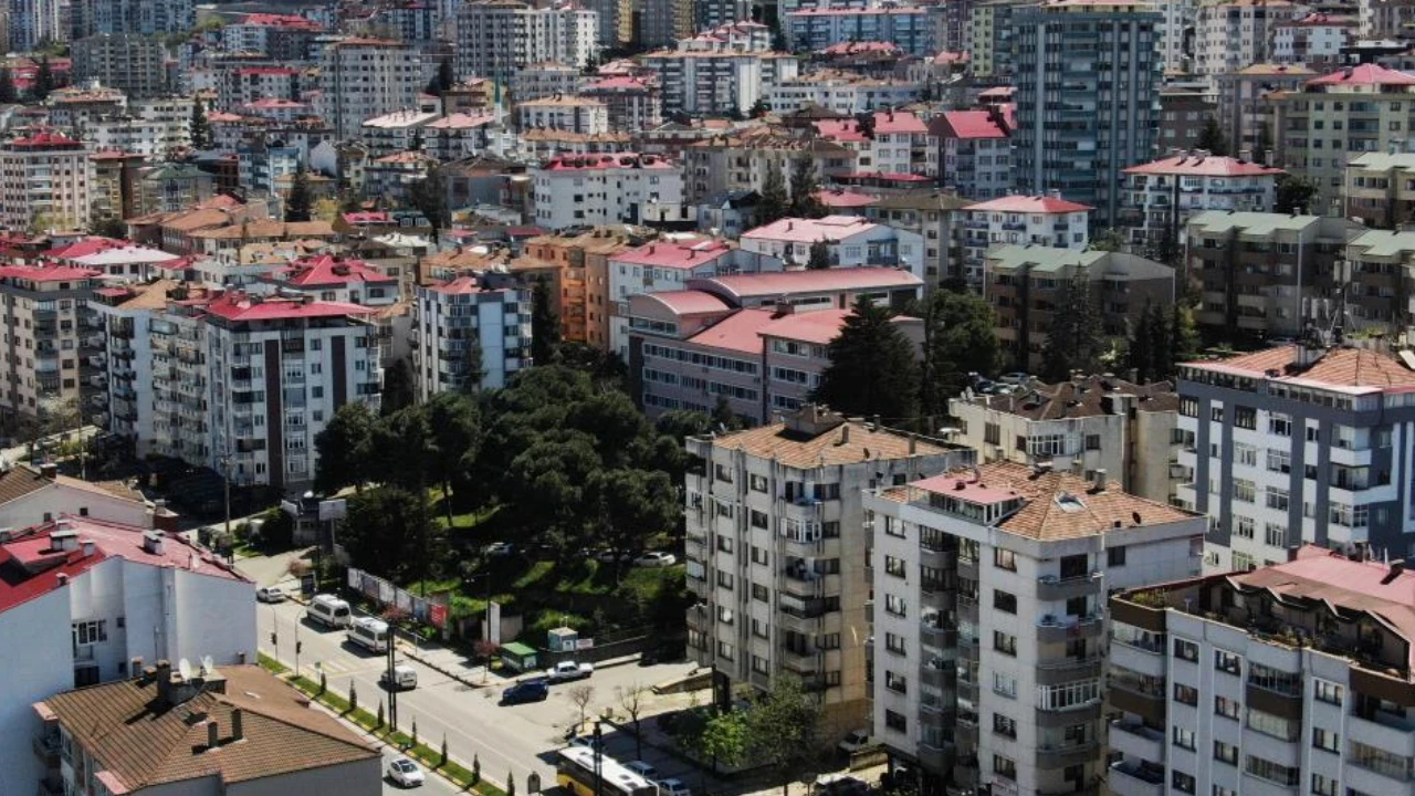 Uzmanlardan Trabzon'da o ilçe için korkutan uyarı: Nurdağı'ndaki yıkım olabilir