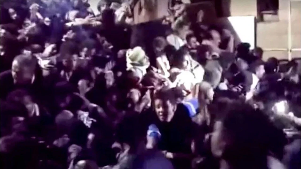 175 TL'lik yardım için birbirlerini ezdiler!