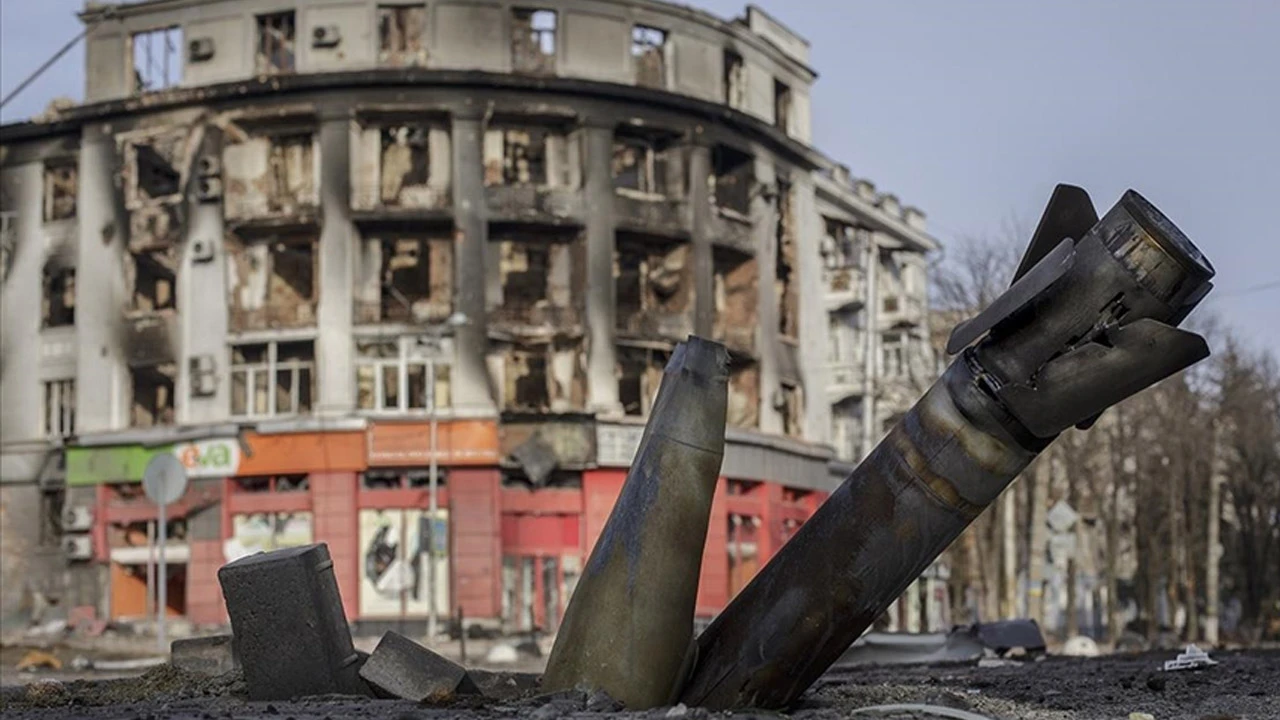 Rus füzeleri Ukrayna'nın birçok şehrini vurdu!