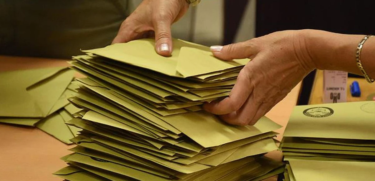 'Sandık sonuçları hatalı girdi' iddiası, İYİ Parti ve CHP'den itirazlar sürüyor