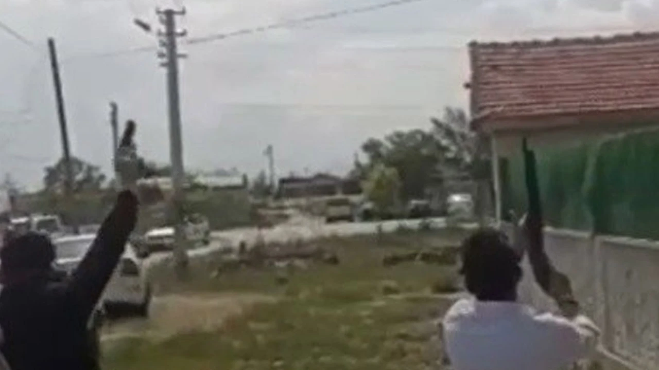 Silahlı düğün magandaları kamerada