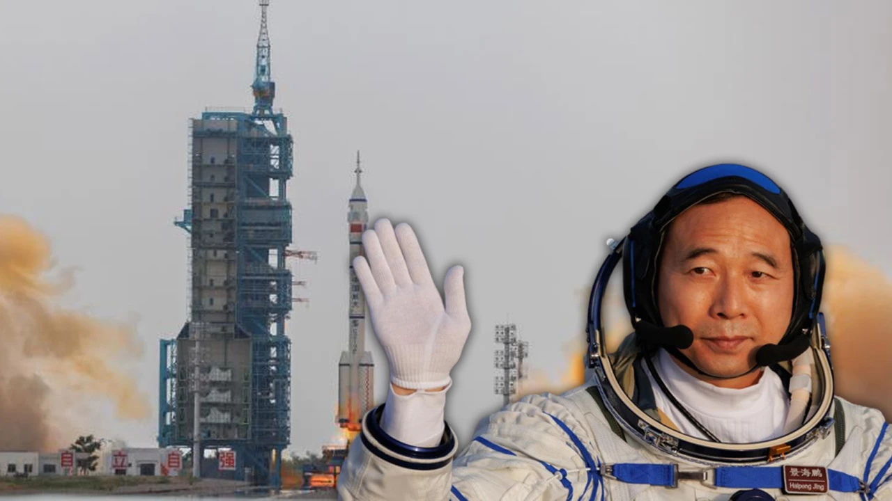 Çin, uzaya ilk sivil astronotu gönderdi