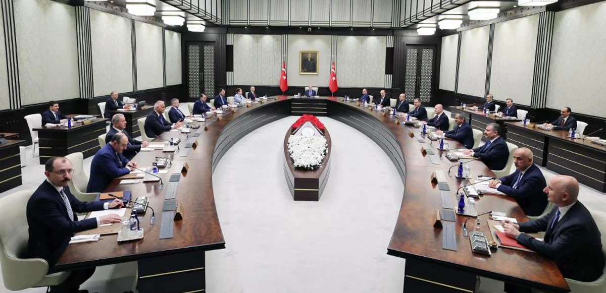 Erdoğan ile Bahçeli görüşmesinin perde arkası! Hangi bakanların adı geçti? İşte Ankara kulislerinde konuşulan Hakan Fidan İddiası