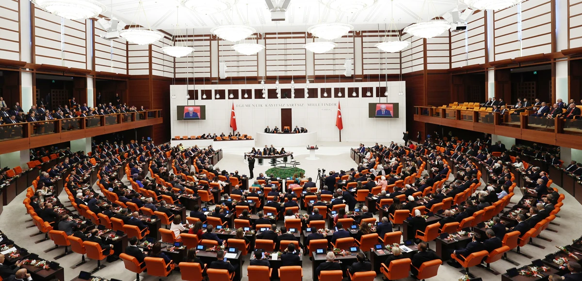 Yeni dönemde memura, emekliye müjde! AK Partili  Akbaşoğlu ilk yapılacakları anlattı