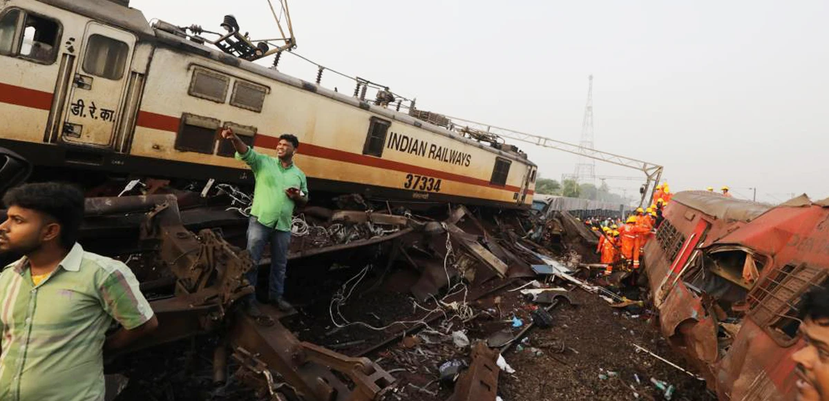 Hindistan'daki tren kazasında korkunç tablo: Can kaybı 288'e yükseldi