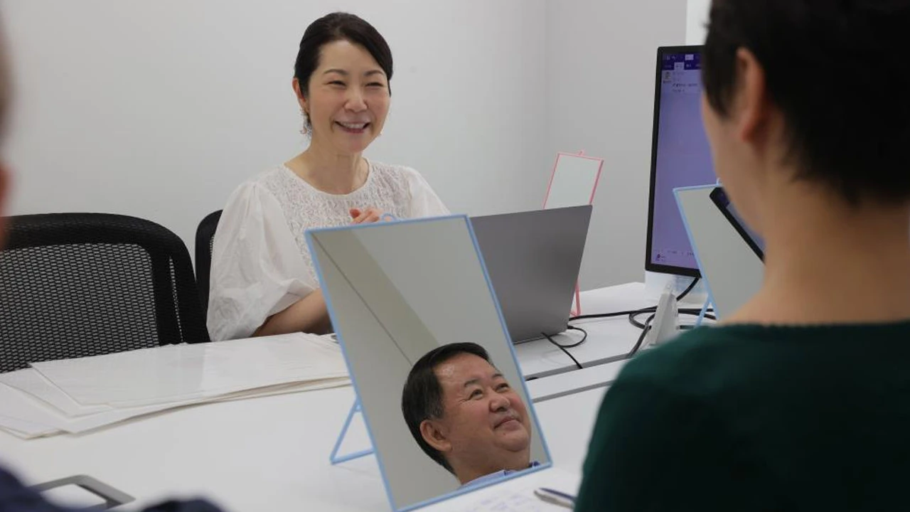 Gülümsemeyi unutanlar böyle eğitim alıyor