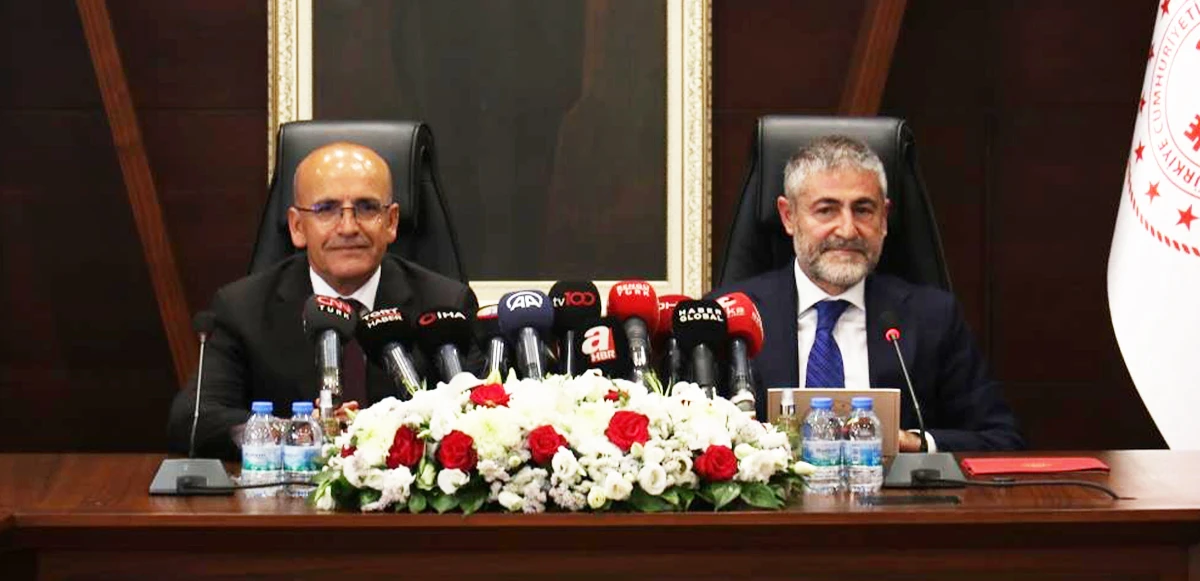 Mehmet Şimşek'in konuşmasının şifreleri! 'Rasyonel zemin' ile ne demek istedi?