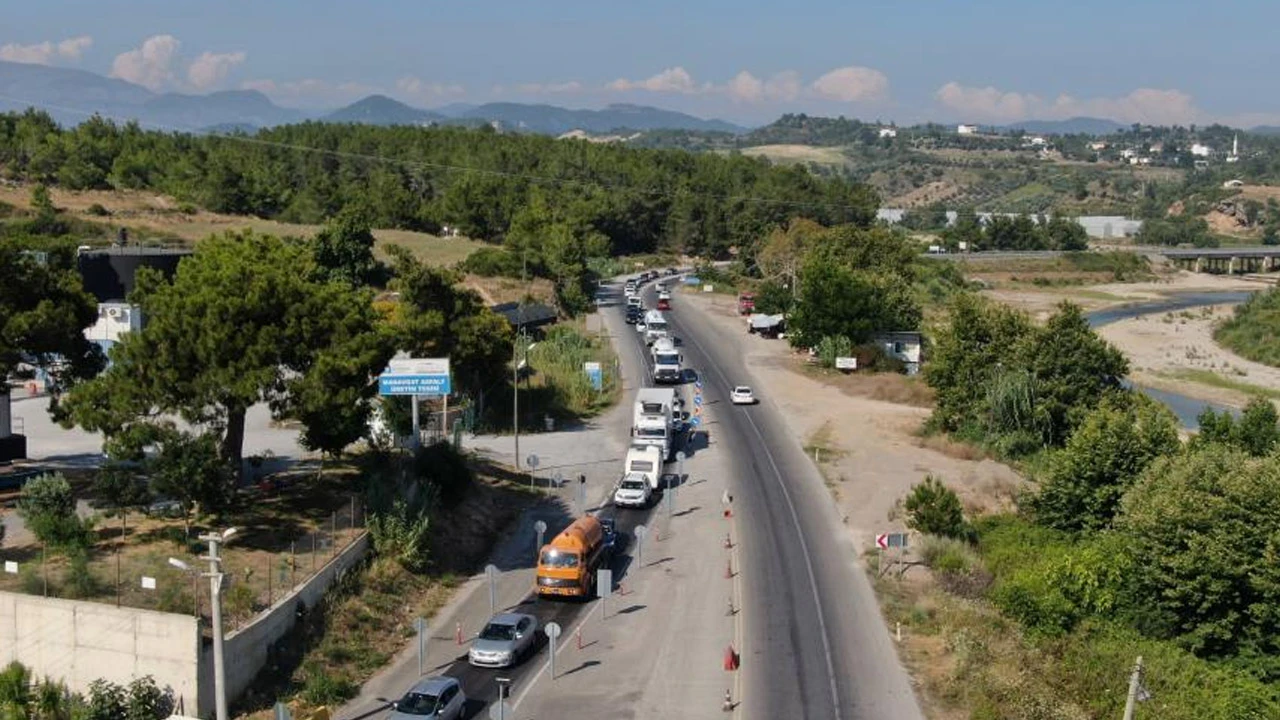 Antalya'ya tatilci akını drone kamerasında