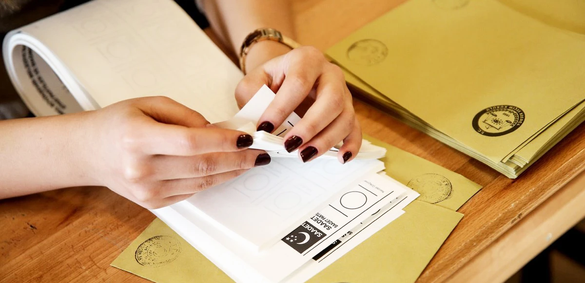 6'lı masada oy kavgası da patlak verdi! Açıklama üstüne açıklama geldi