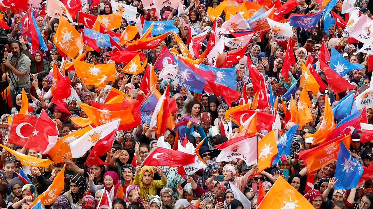AK Parti yerel seçim için ilçelere odaklandı! 922 ilçe tek tek incelenecek