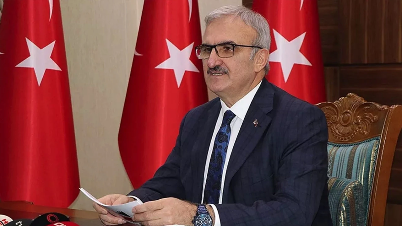 ‘Hasarlı evlerden uzak durun’