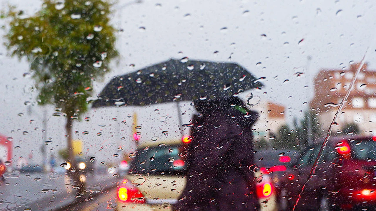 Hem sıcaklık hem yağış bir arada! Meteoroloji uzmanı 6 il için kuvvetli yağış uyarısı yaptı