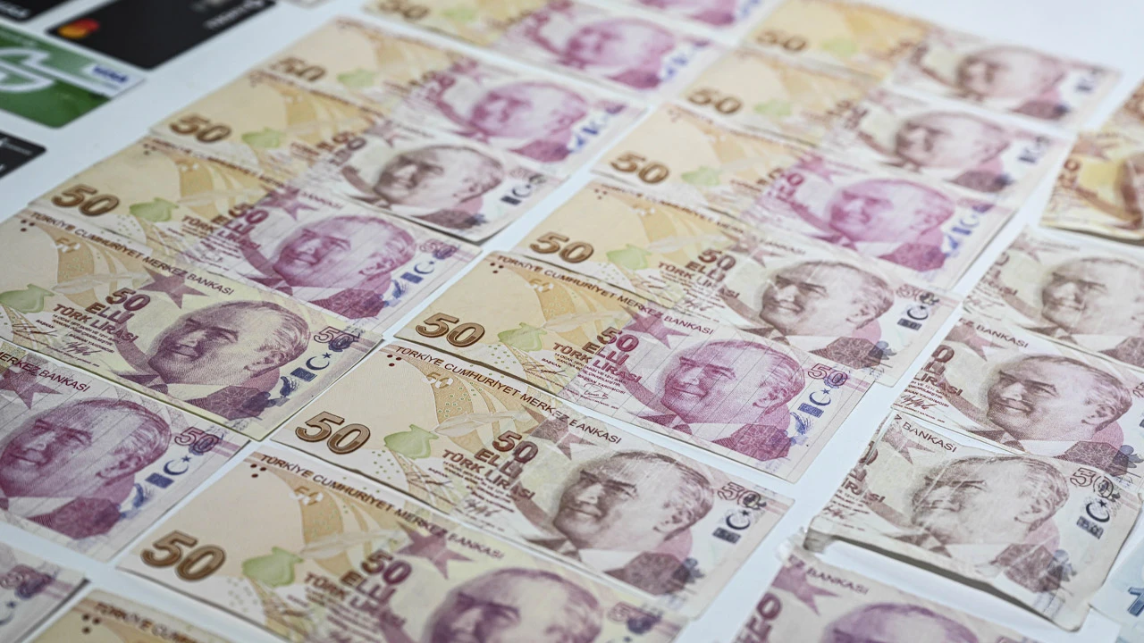 Böyle sahtecilik görülmedi! O kadar gerçeğe yakın ki ATM bile ayırt edemedi