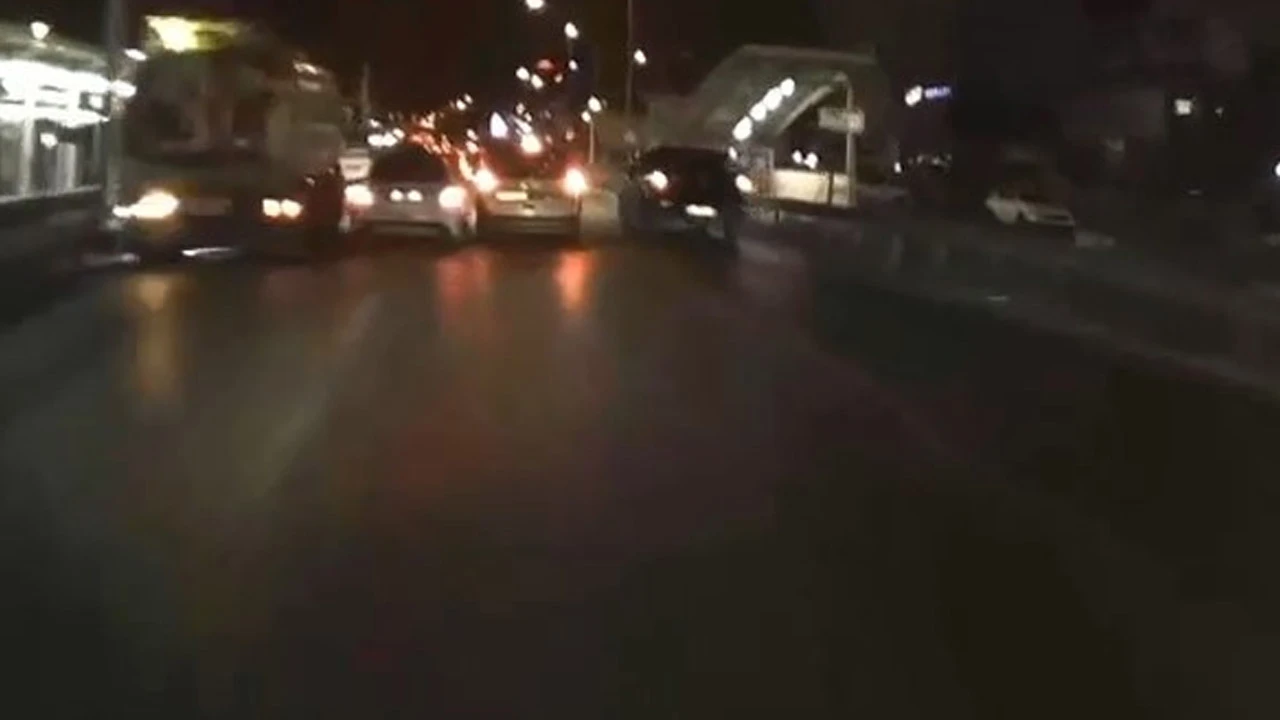 Trafik magandası ölümden kıl payı kurtuldu: O anlar kamerada