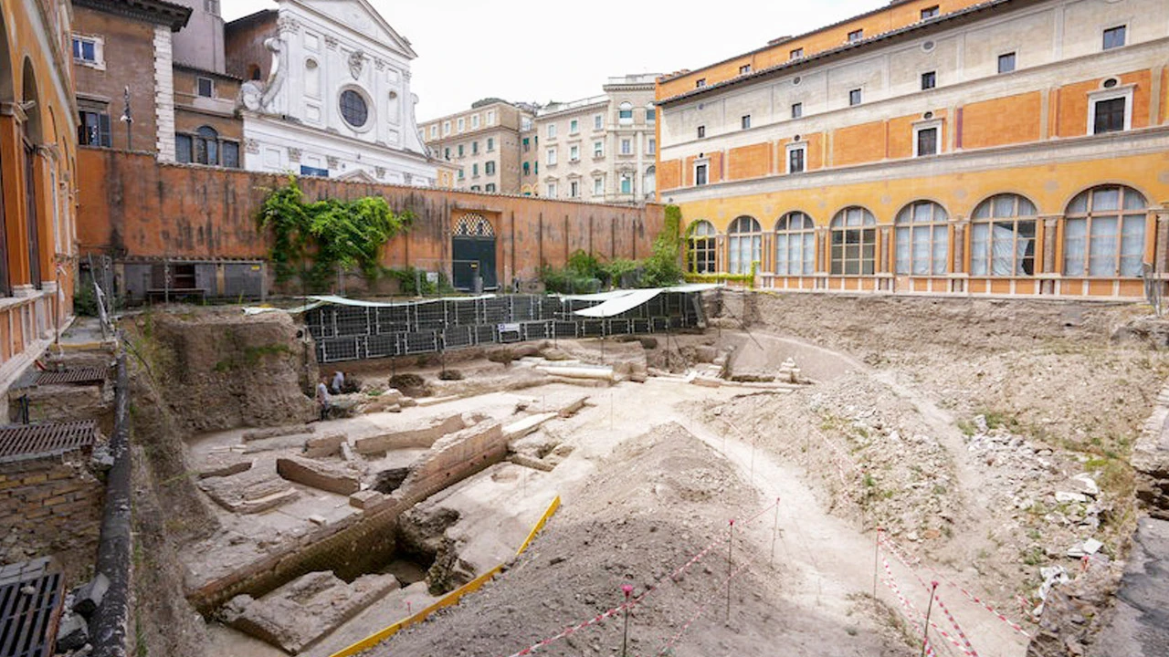 Deli Neron'un özel tiyatrosu Roma'da bulundu