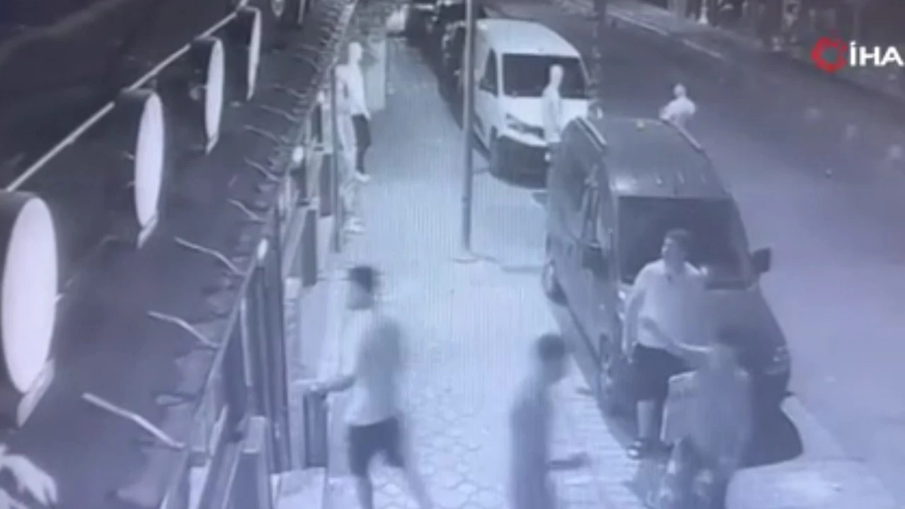 Malatya'da deprem anı kamerada