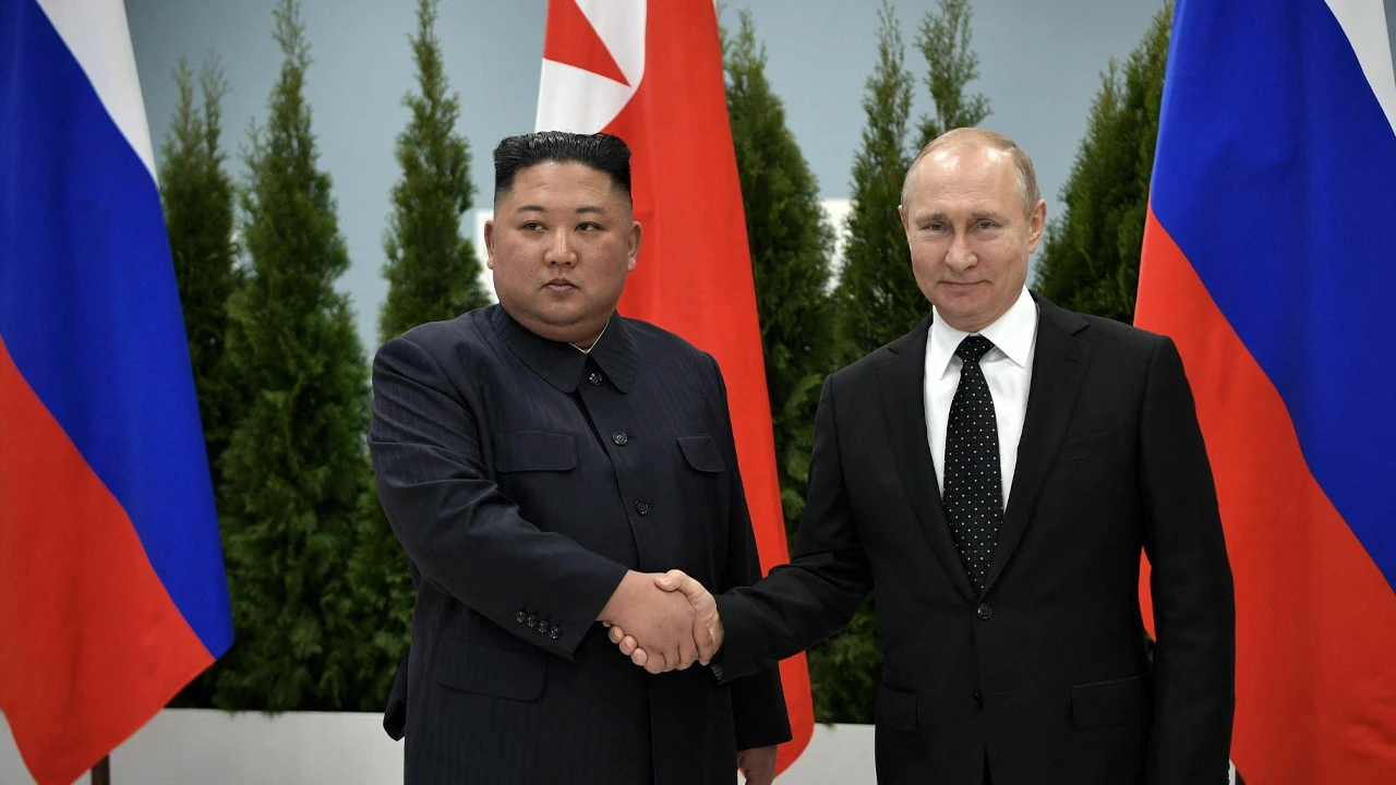 Kim Jong-un ve Vladimir Putin tüm tepkilere rağmen bir arada