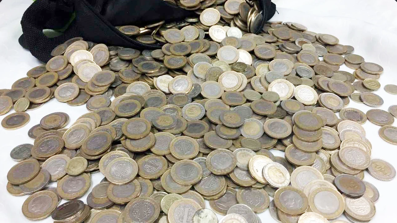 Bozuk para kuyruğu! Esnafın madeni para çilesi bitmiyor