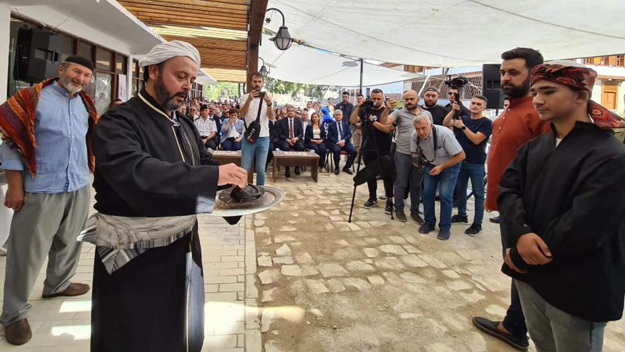 Osmanlı kenti Safranbolu'da Ahilik geleneği renkli görüntülere sahne oldu