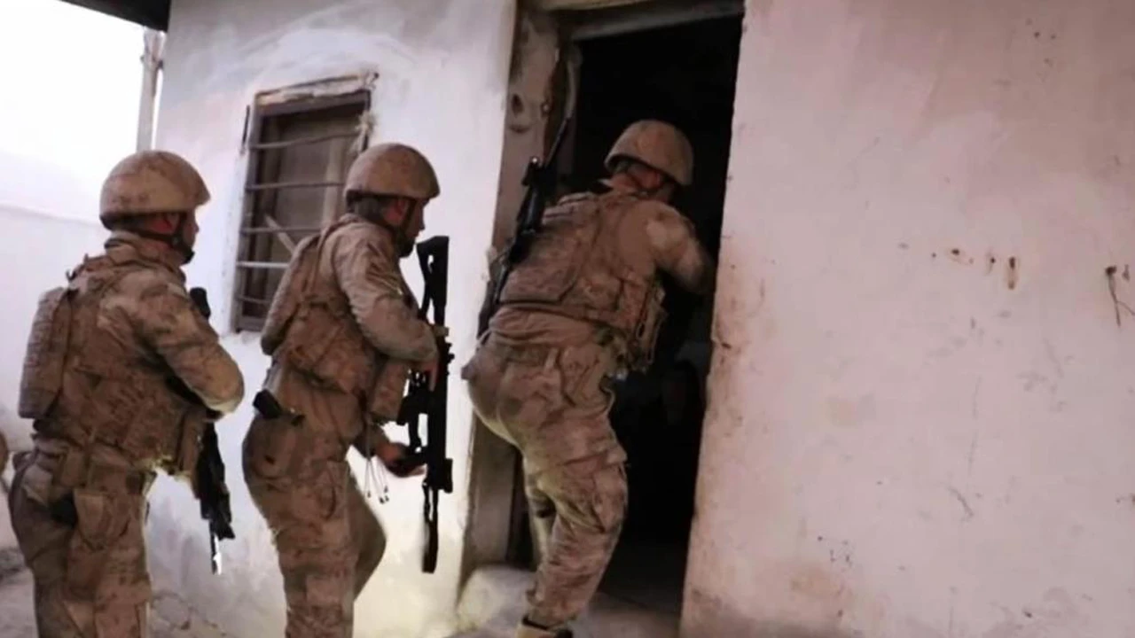 PKK'ya darbe üstüne darbe inerken Emekli Tuğgeneral uyardı: AVM ve iş yerleri hedefte