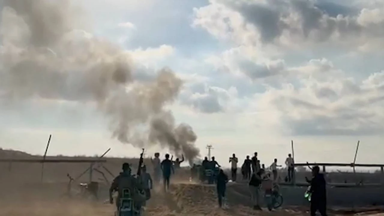 Hamas, İsrail tankını imha etti: İçindeki askerler artık Hamas'ın esiri