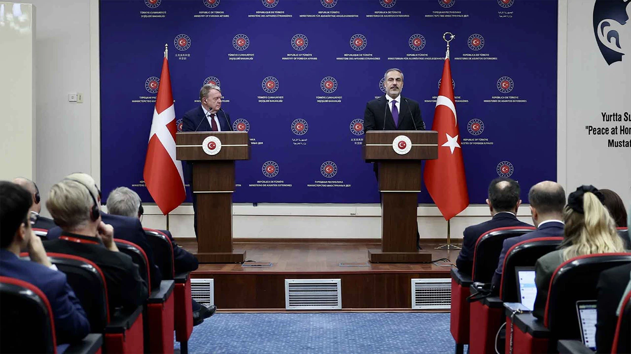Hamas'a 'terör örgütü' diyen Danimarkalı bakana Hakan Fidan'dan 'FETÖ'lü cevap: Biz öyle görmüyoruz