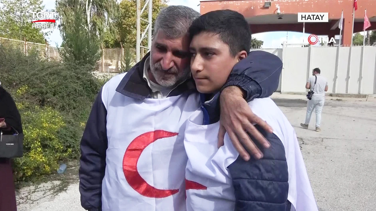 Sınırın sıfır noktasında ağlatan buluşma: 8 yıl sonra babası ile buluştu