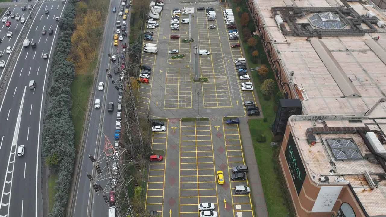 Otopark fiyatı 350 lira oldu yollar araç doldu Vahim tablo havadan görüntülendi