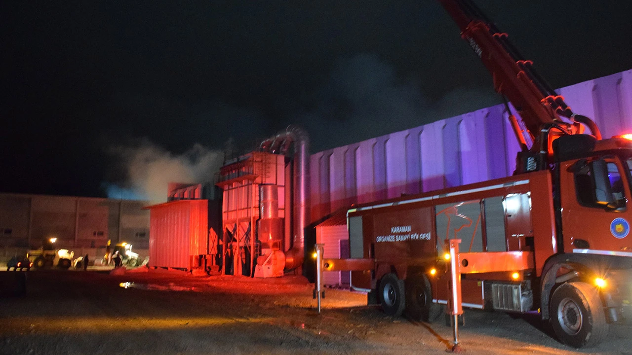 Karaman’da yem fabrikasında yangın